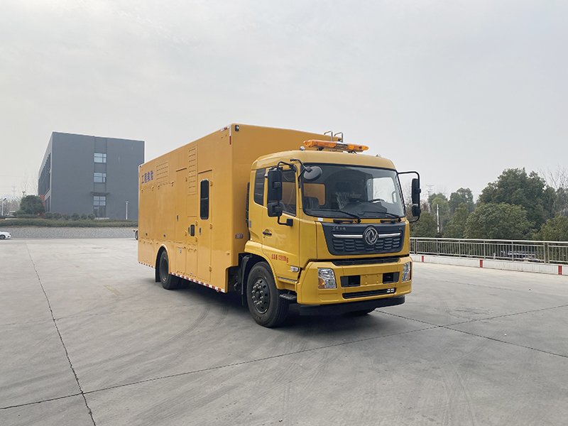 程力牌東風(fēng)天錦3000方排水車(chē)（休息室）